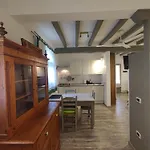 Borgo Degli Ulivi Апартаменты Креспеллано