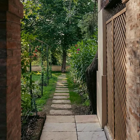 Borgo Degli Ulivi 公寓 *